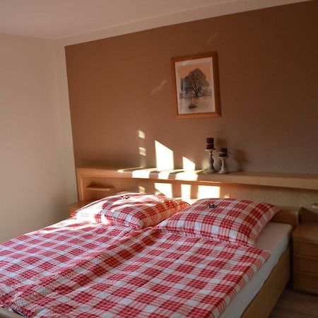 Ferienwohnung Schmidt, 95131 Rhauderfehn Esterno foto